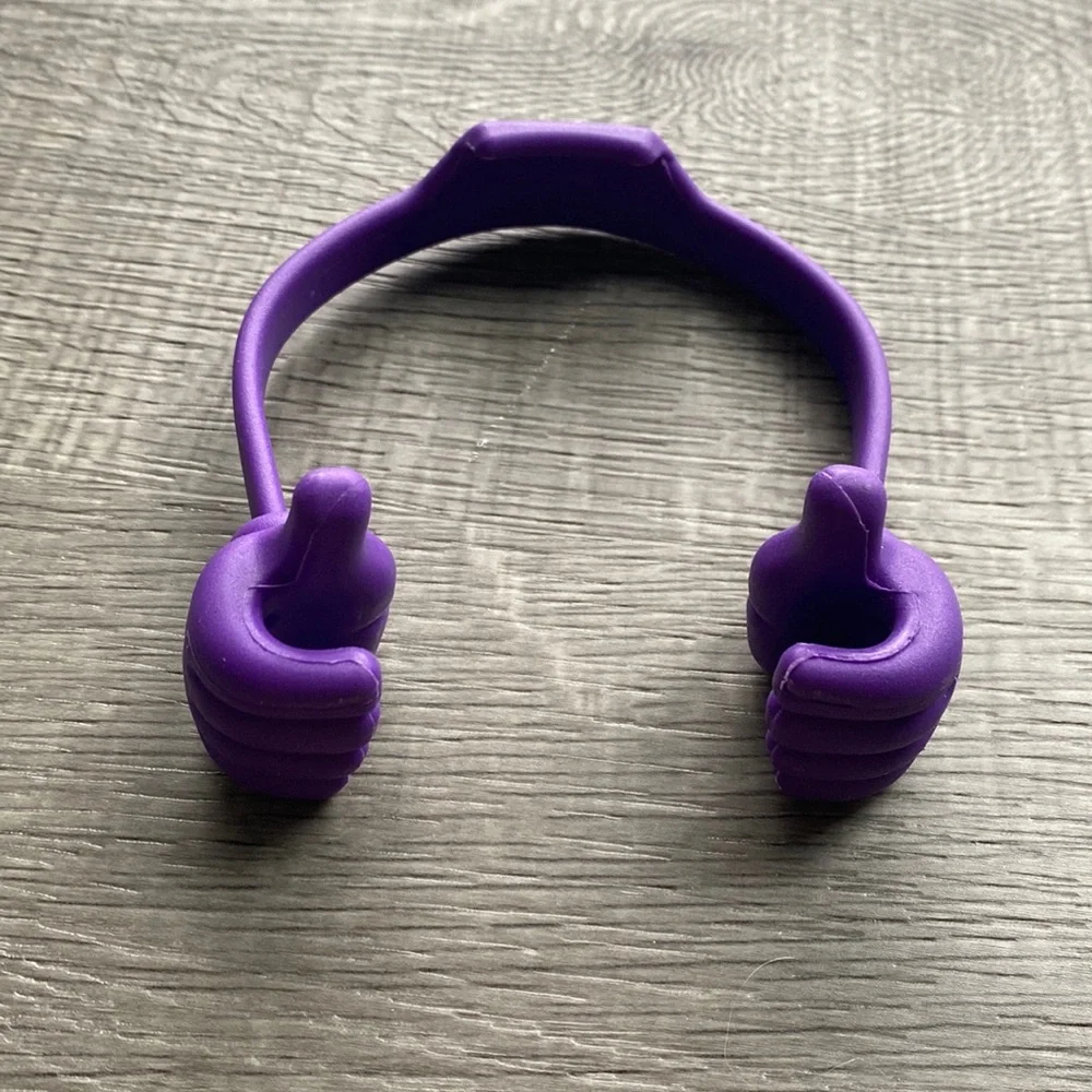 Flexible cell phone holder